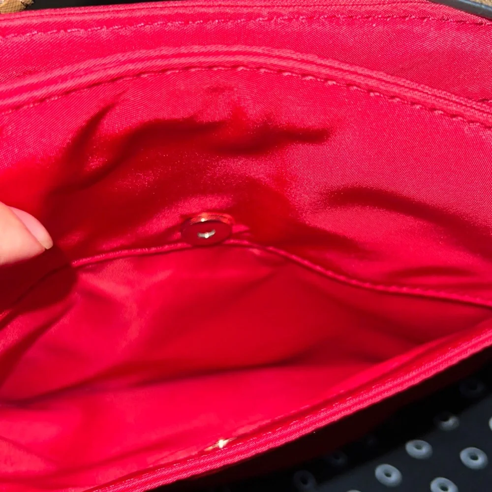 NWOT Red and gold MICHAEL KORS adorable 🥰 Nylon Crossbody with care card - Picture 6 of 15